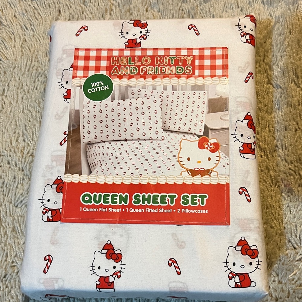 Hello Kitty and Friends Queen Sheet Set - White and Red